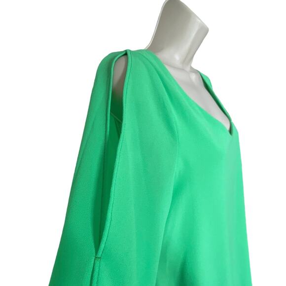 Spring Green Short Dress, Long Sleeve, slits to show tan, Flowy, Size Small - Picture 2 of 5
